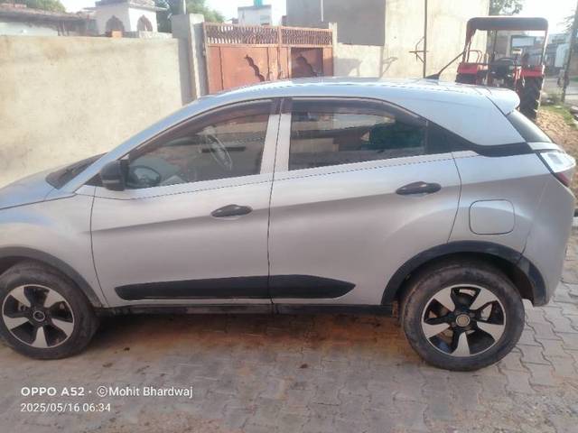 https://images10.gaadi.com/usedgaadi-sellcar/UsedCar/e5259b45a/e1ece4ba-15ea-4379-b5fc-76c2cc263c90.jpg?imwidth=6401