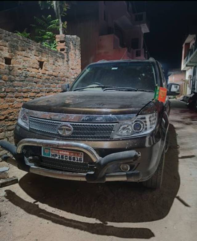https://images10.gaadi.com/usedgaadi-sellcar/UsedCar/e525b16ea/e34f65c9-48cc-4d4c-91d4-787bf279f5bc.jpg?imwidth=6400