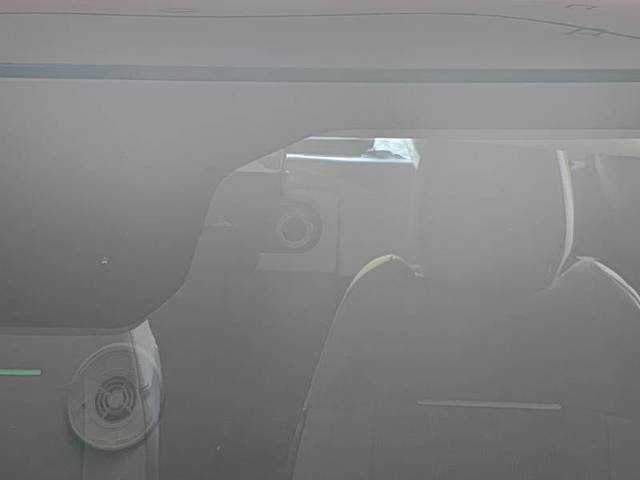 https://images10.gaadi.com/usedgaadi-sellcar/UsedCar/e525c82ba/ea51d368-3a94-48c9-9a39-688206731154.jpg?imwidth=6402