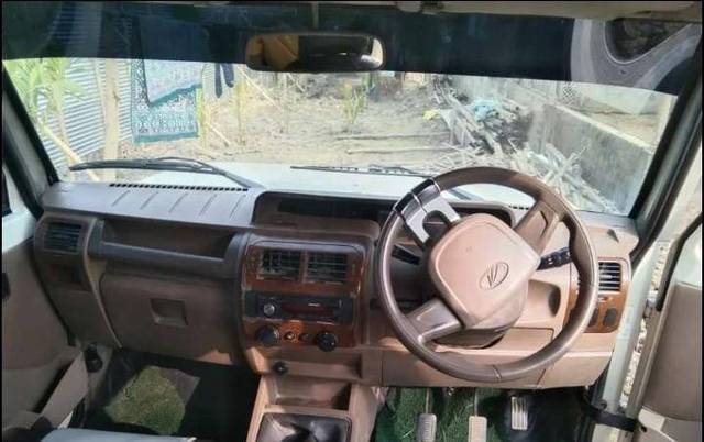 https://images10.gaadi.com/usedgaadi-sellcar/UsedCar/e525d546a/64ada1d2-a2c2-4257-93f2-259e844d6e7d.jpg?imwidth=6402