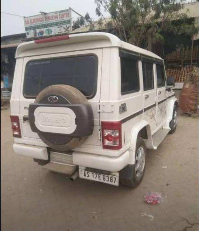 https://images10.gaadi.com/usedgaadi-sellcar/UsedCar/e525d546a/843d1936-a500-4008-b004-50927d1100d1.jpg?imwidth=6401