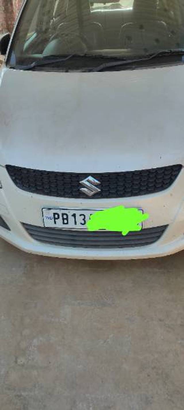 https://images10.gaadi.com/usedgaadi-sellcar/UsedCar/e5260384a/4b774cf8-7241-46d9-bc65-a0759c82b0d5.jpg?imwidth=6401