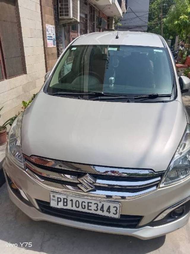 https://images10.gaadi.com/usedgaadi-sellcar/UsedCar/e5267427a/081d3415-59e2-4b70-b96a-44f651575430.jpg?imwidth=6400
