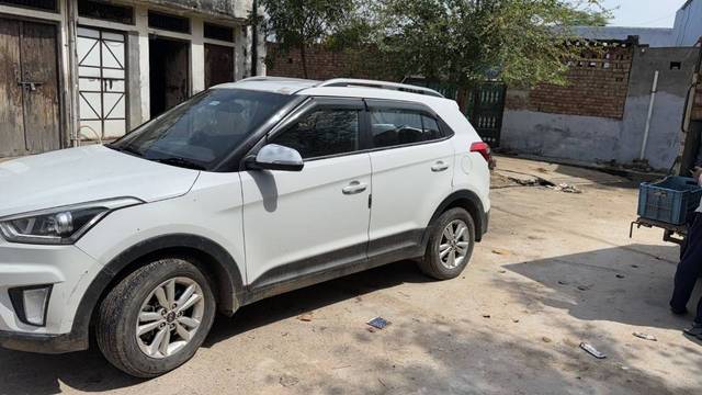https://images10.gaadi.com/usedgaadi-sellcar/UsedCar/e526dcf3a/a4c53332-832a-40f6-b046-d23798713ec5.jpg?imwidth=6400