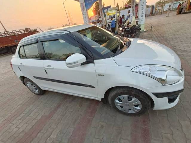 https://images10.gaadi.com/usedgaadi-sellcar/UsedCar/e526e8d2a/8face784-26af-4b51-8d68-44d45fa0c622.jpg?imwidth=6400