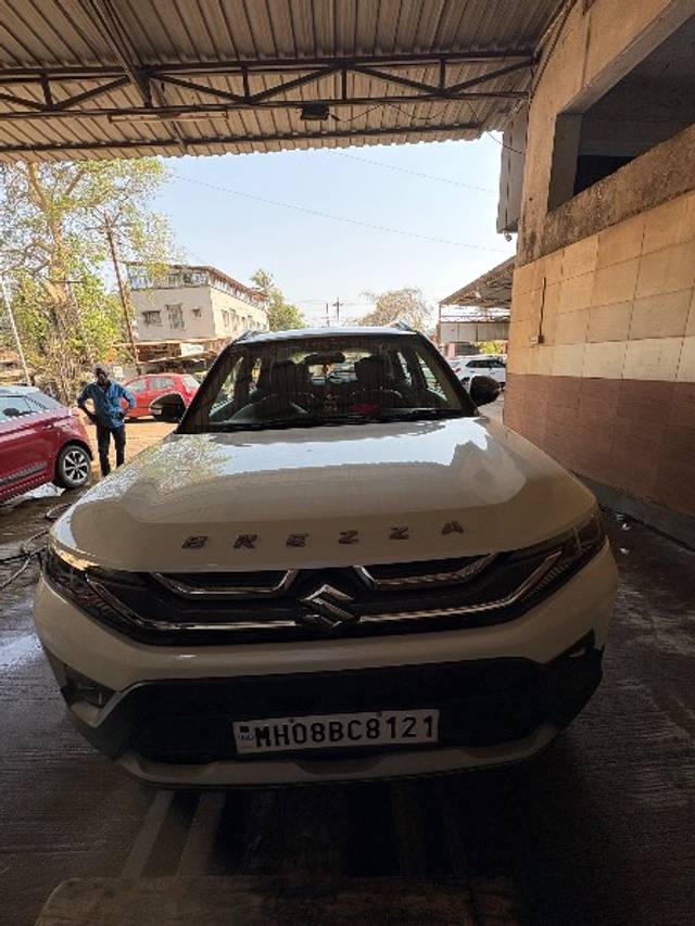 https://images10.gaadi.com/usedgaadi-sellcar/UsedCar/e52768d4a/75be9c36-7675-4e0b-8a5d-9c1679806539.jpeg?imwidth=6400