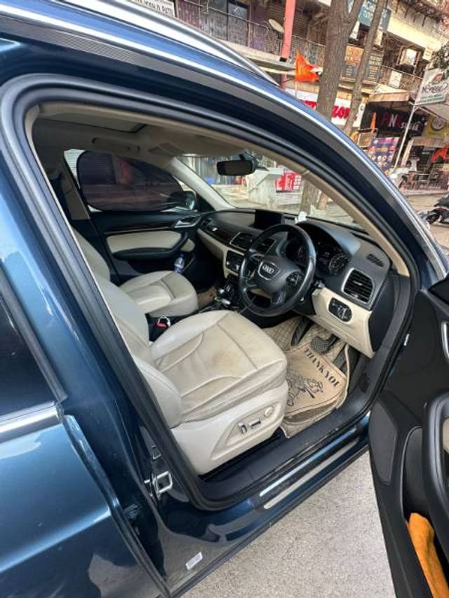 https://images10.gaadi.com/usedgaadi-sellcar/UsedCar/e5276cbca/500e0243-a57c-4ebf-ae04-870426b895e7.jpeg?imwidth=6401
