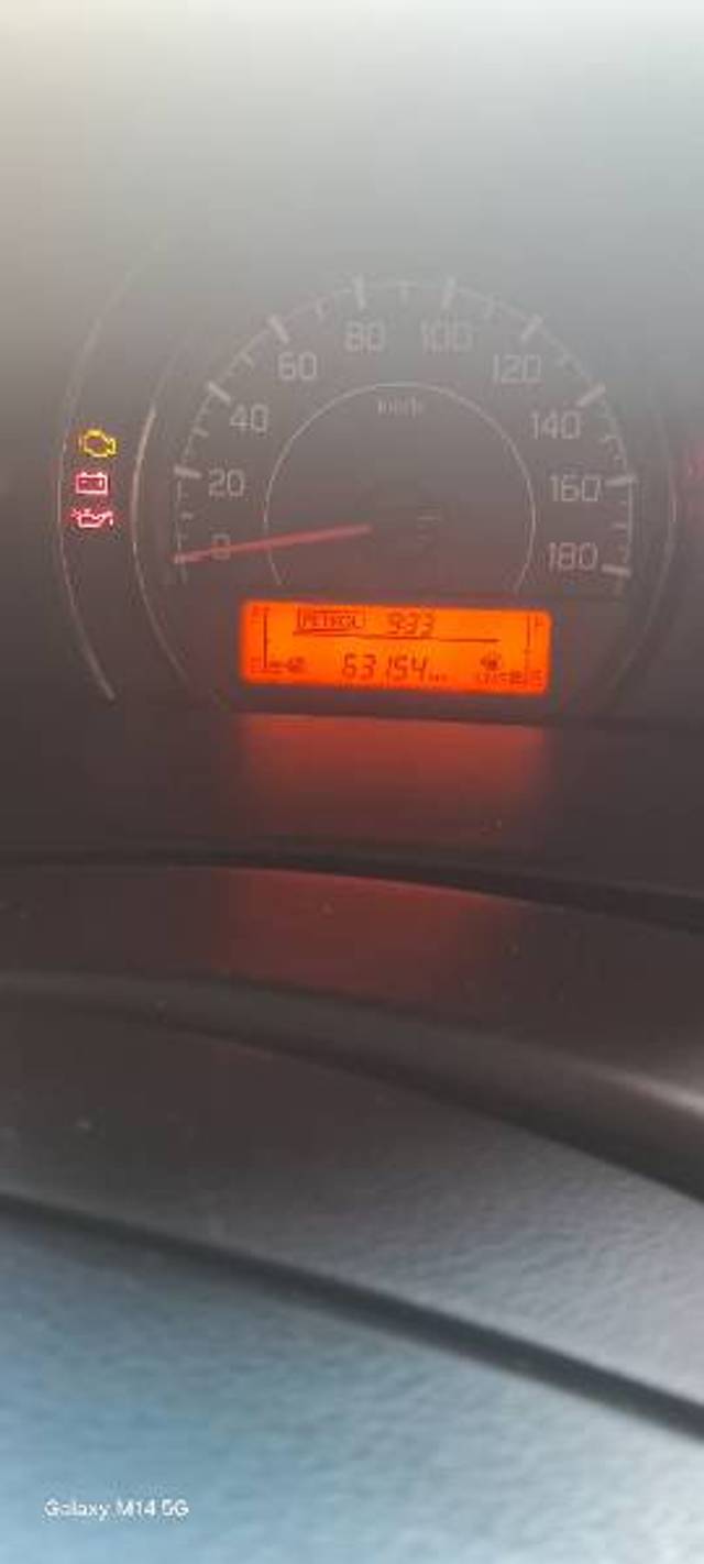 https://images10.gaadi.com/usedgaadi-sellcar/UsedCar/e5278061a/32c8f43c-2368-471d-87a8-7ee9d1d4231a.jpg?imwidth=6402