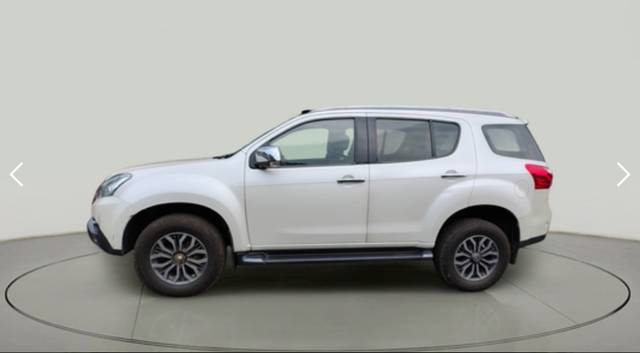 https://images10.gaadi.com/usedgaadi-sellcar/UsedCar/e5278e41a/55512dcc-d24c-41e2-8b06-ba146e71f1bb.jpeg?imwidth=6401