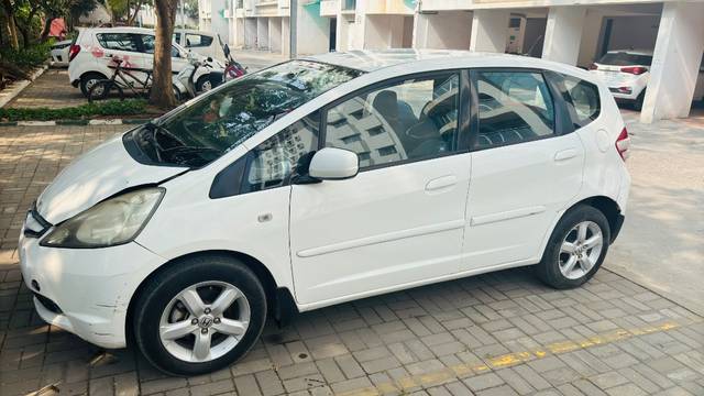 https://images10.gaadi.com/usedgaadi-sellcar/UsedCar/e5279d55a/eb81d6fc-80c3-47c0-9cd4-84d6ec15b75c.jpeg?imwidth=6400