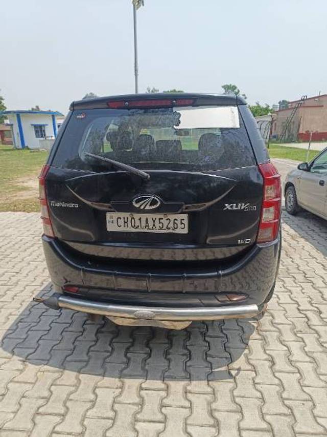 https://images10.gaadi.com/usedgaadi-sellcar/UsedCar/e52831d5a/84c621b5-f061-4337-965c-e865e2b47dd4.jpg?imwidth=6400