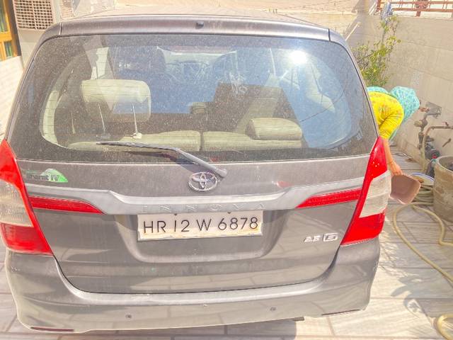 https://images10.gaadi.com/usedgaadi-sellcar/UsedCar/e5286e0ca/9eb8fec4-cd70-427e-b4f0-6d245006753d.jpeg?imwidth=6402