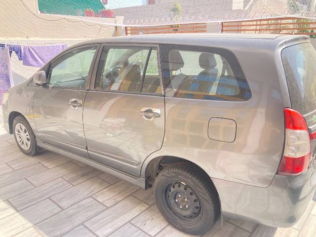 https://images10.gaadi.com/usedgaadi-sellcar/UsedCar/e5286e0ca/deb87d35-3fc3-4b63-af89-d8b6990f6c6c.jpeg?imwidth=6400