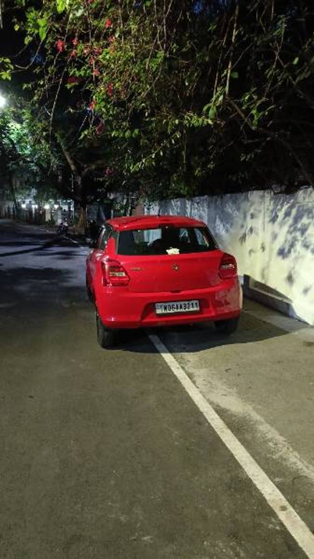 https://images10.gaadi.com/usedgaadi-sellcar/UsedCar/e5286f5da/f300965a-d557-41c4-b8d4-84f7ac40b547.jpg?imwidth=6400