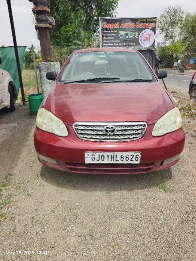 https://images10.gaadi.com/usedgaadi-sellcar/UsedCar/e528bf1ea/55698e72-afa4-4f0e-bc9e-f388a977efda.jpg?imwidth=6400