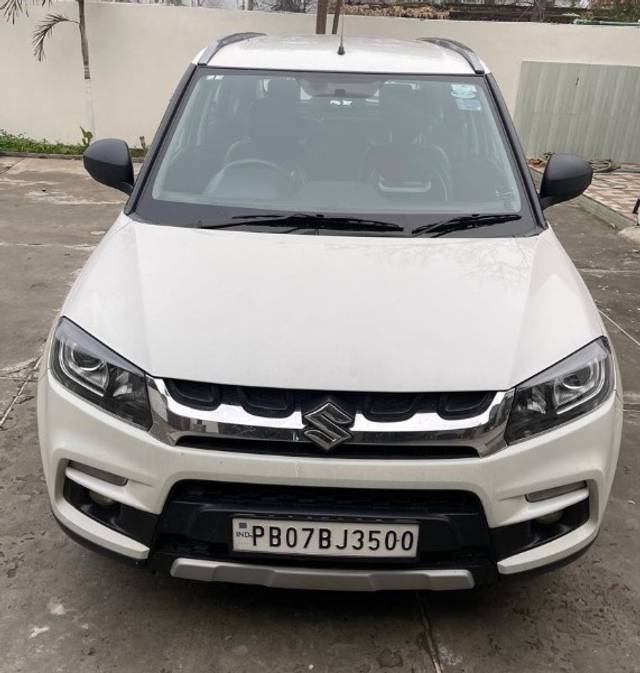 https://images10.gaadi.com/usedgaadi-sellcar/UsedCar/e528e9bda/4a04193c-d17b-4c8c-b943-6d427acbb0a4.jpeg?imwidth=6400