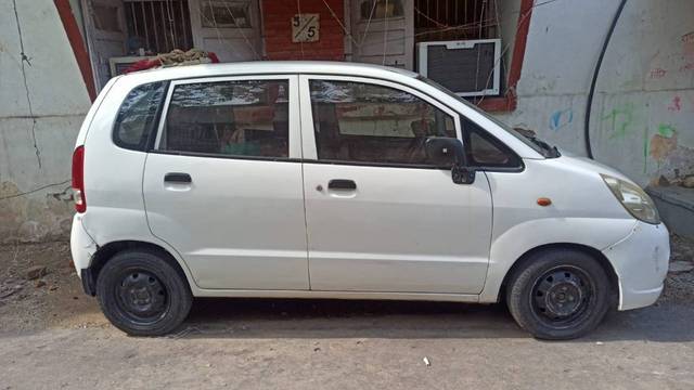 https://images10.gaadi.com/usedgaadi-sellcar/UsedCar/e5291b81a/ac5bf291-a63b-4c97-bd77-c4507e86eb16.jpg?imwidth=6400