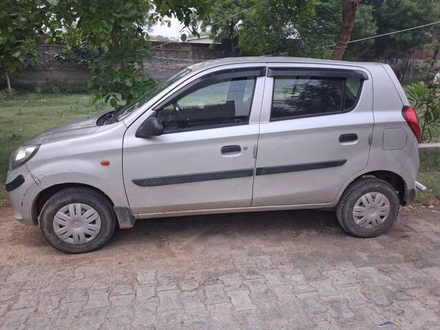 https://images10.gaadi.com/usedgaadi-sellcar/UsedCar/e5297808a/b07a1752-247c-47c5-9a63-e97d06fc24cb.jpg?imwidth=6402