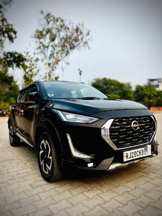 https://images10.gaadi.com/usedgaadi-sellcar/UsedCar/e529b83ca/fa4f2a74-b8ff-4d56-a6a5-b685c0debd23.jpg?imwidth=6400