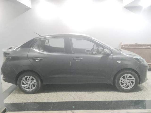 https://images10.gaadi.com/usedgaadi-sellcar/UsedCar/e52a44dba/a14d1683-6099-451a-b842-78693871a04a.jpg?imwidth=6401