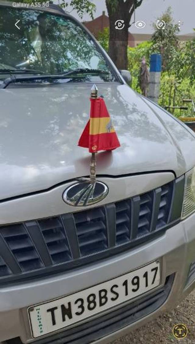 https://images10.gaadi.com/usedgaadi-sellcar/UsedCar/e52a683ca/57636fb7-2120-4a16-be5f-8f547ca11663.jpg?imwidth=6402