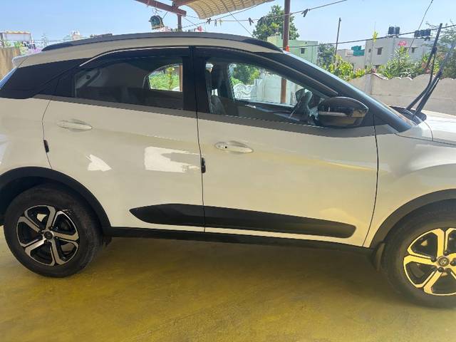 https://images10.gaadi.com/usedgaadi-sellcar/UsedCar/e52a872ba/8898ec2d-e218-47ea-b519-322161df1ad8.jpeg?imwidth=6401