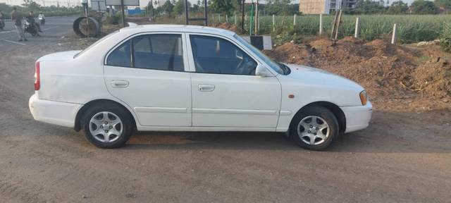 https://images10.gaadi.com/usedgaadi-sellcar/UsedCar/e52a9b3aa/765e1d2d-e738-405e-98d6-3ed6e6513231.jpg?imwidth=6401