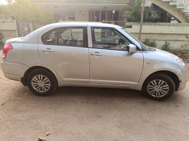 https://images10.gaadi.com/usedgaadi-sellcar/UsedCar/e52ade53a/bef9f56c-602a-4218-8ac8-b2d8fb9d5aa3.jpg?imwidth=6401