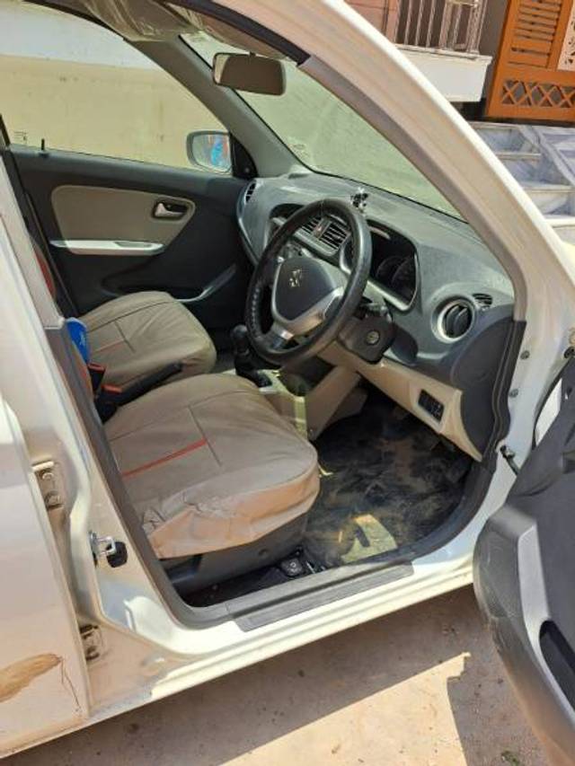 https://images10.gaadi.com/usedgaadi-sellcar/UsedCar/e52aef6ba/00d45462-81a8-4a51-9107-ca3384342765.jpg?imwidth=6401