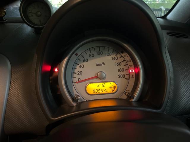 https://images10.gaadi.com/usedgaadi-sellcar/UsedCar/e52b50eda/b4da5b22-bd13-4266-89c5-5107f2a987a6.jpg?imwidth=6401