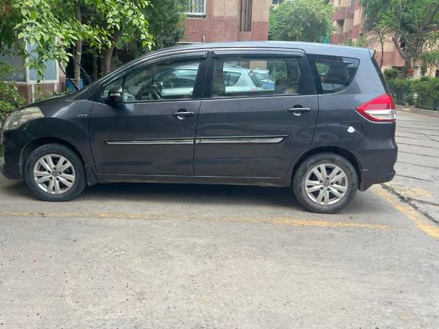 https://images10.gaadi.com/usedgaadi-sellcar/UsedCar/e52b55d9a/1b9a8070-1ca1-464c-8222-8f71f783b519.jpeg?imwidth=6402