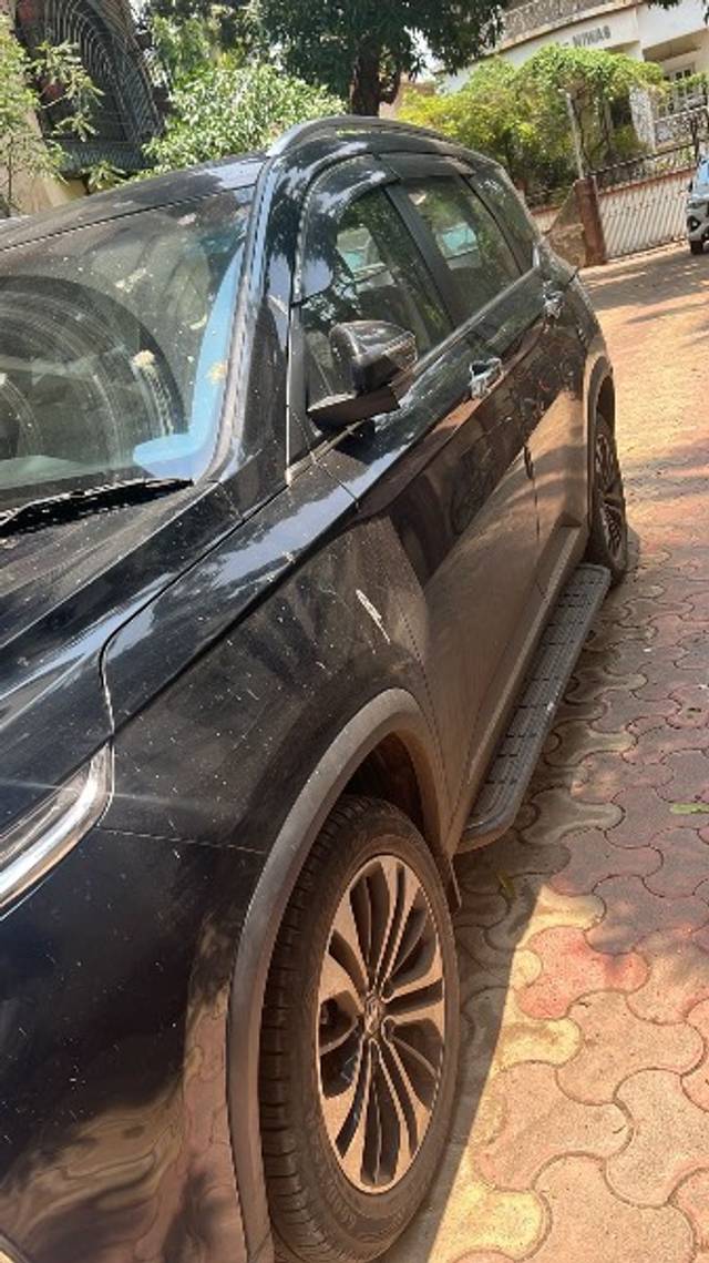 https://images10.gaadi.com/usedgaadi-sellcar/UsedCar/e52b67a3a/c40859b1-7c9f-4cbd-bcfe-824915f99ffc.jpeg?imwidth=6402