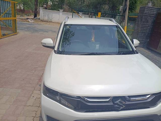 https://images10.gaadi.com/usedgaadi-sellcar/UsedCar/e52bce61a/a7d706a7-cf8a-428d-82d8-031a3e9b77a0.jpg?imwidth=6400