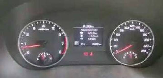 https://images10.gaadi.com/usedgaadi-sellcar/UsedCar/e52c853da/2a4be99e-727d-47fb-8629-b23999ef838e.jpg?imwidth=6402