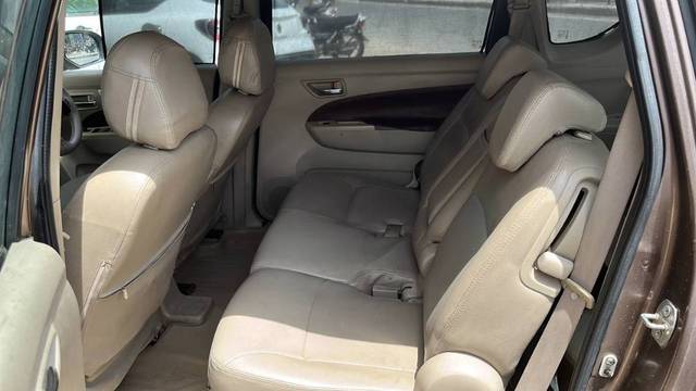 https://images10.gaadi.com/usedgaadi-sellcar/UsedCar/e52ca8b8a/48f2ba28-8ed6-4641-97c2-4d5c8553d0ce.jpg?imwidth=6401