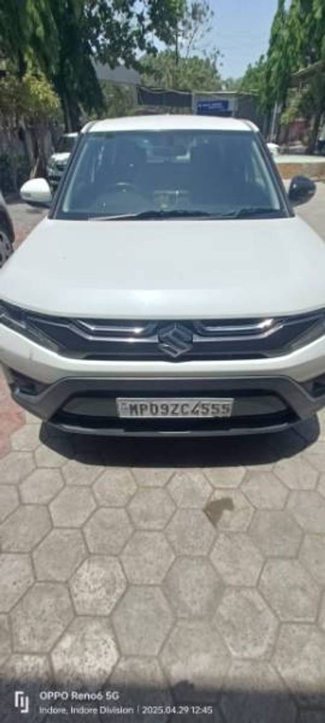 https://images10.gaadi.com/usedgaadi-sellcar/UsedCar/e52cea3ea/a744db54-f801-43d1-8479-325a09330530.jpg?imwidth=6400