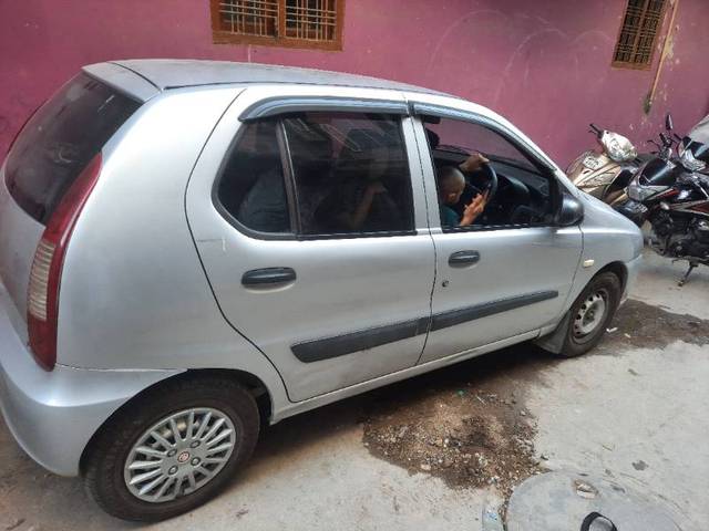 https://images10.gaadi.com/usedgaadi-sellcar/UsedCar/e52d56f3a/8a155294-9da1-402b-b13b-3c1d971158c1.jpg?imwidth=6400