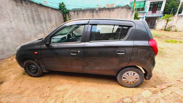 https://images10.gaadi.com/usedgaadi-sellcar/UsedCar/e52dd406a/95a7b11d-dd8a-46f8-bfce-b3e7a11874bc.jpg?imwidth=6401