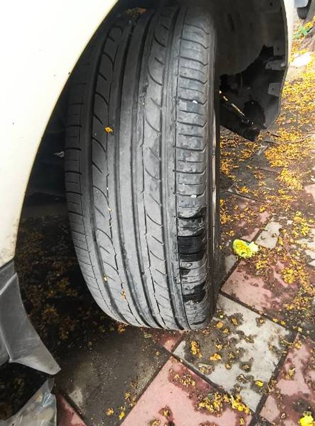 https://images10.gaadi.com/usedgaadi-sellcar/UsedCar/e52e575ea/674290c6-e02a-4420-a03c-35a753858e08.jpg?imwidth=6402