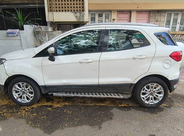 https://images10.gaadi.com/usedgaadi-sellcar/UsedCar/e52e575ea/9a1e650f-db45-48e4-96da-429d854a9b46.jpg?imwidth=6401