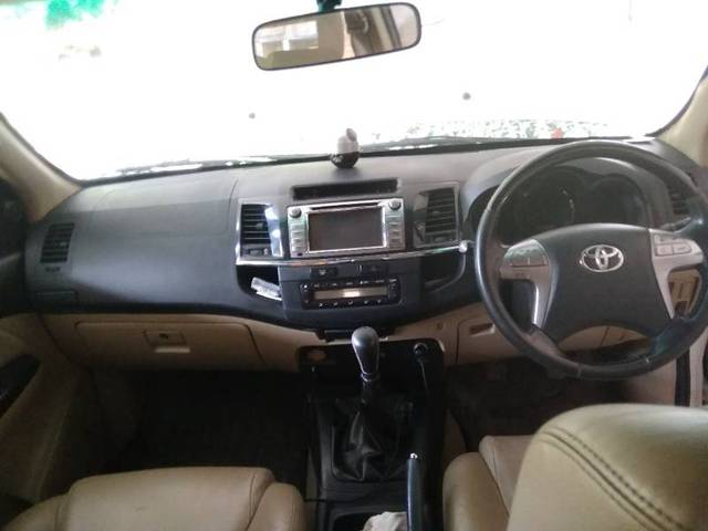 https://images10.gaadi.com/usedgaadi-sellcar/UsedCar/e52e579ba/0e769488-3c6b-4ef4-8575-0d106dfdd83e.jpg?imwidth=6401