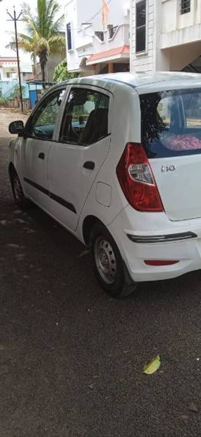 https://images10.gaadi.com/usedgaadi-sellcar/UsedCar/e52e5b9fa/3246f84b-0a19-429b-a44e-451262c1288e.jpg?imwidth=6402