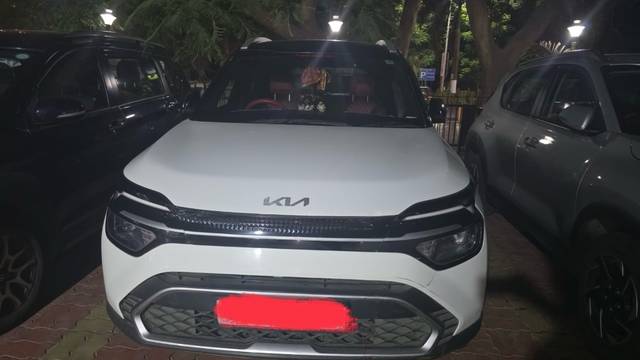 https://images10.gaadi.com/usedgaadi-sellcar/UsedCar/e52e89ada/5529c1b5-d25e-4247-bf89-623d6b69236c.jpeg?imwidth=6400