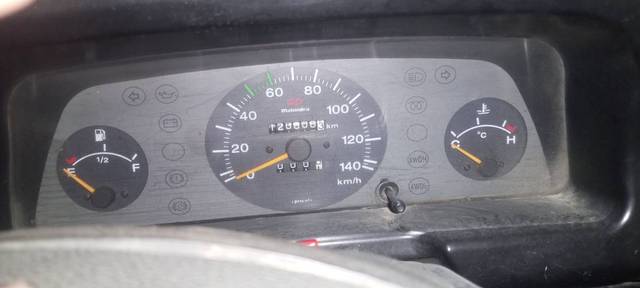 https://images10.gaadi.com/usedgaadi-sellcar/UsedCar/e52edec8a/34ab6ab6-9da8-430d-b749-e56ce5fdafa3.jpg?imwidth=6402