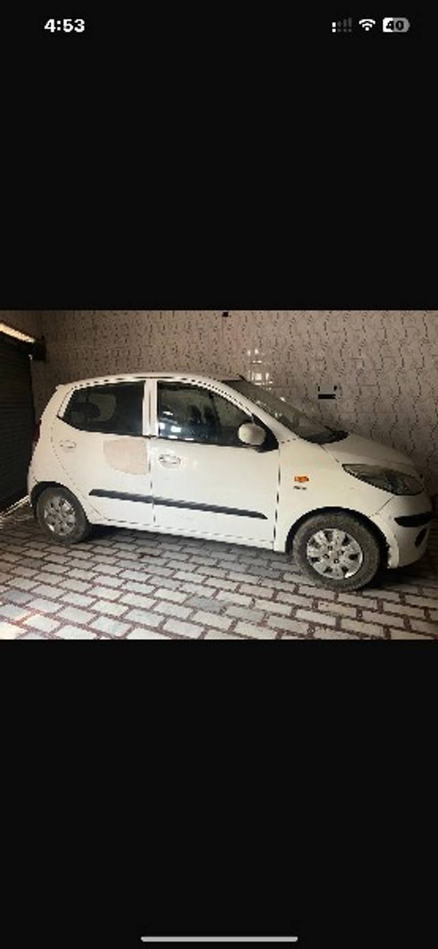 https://images10.gaadi.com/usedgaadi-sellcar/UsedCar/e52f79a3a/163730cd-0f7f-4027-9fab-b82d29681b5e.png?imwidth=6402