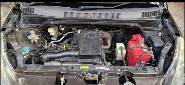 https://images10.gaadi.com/usedgaadi-sellcar/UsedCar/e52ffd5ca/02364838-baa2-4e0d-af0d-962ccda61170.png?imwidth=6402