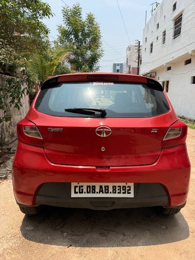 https://images10.gaadi.com/usedgaadi-sellcar/UsedCar/e53092d8a/505b4035-aa02-41cd-a436-80b4903b47b0.jpeg?imwidth=6401
