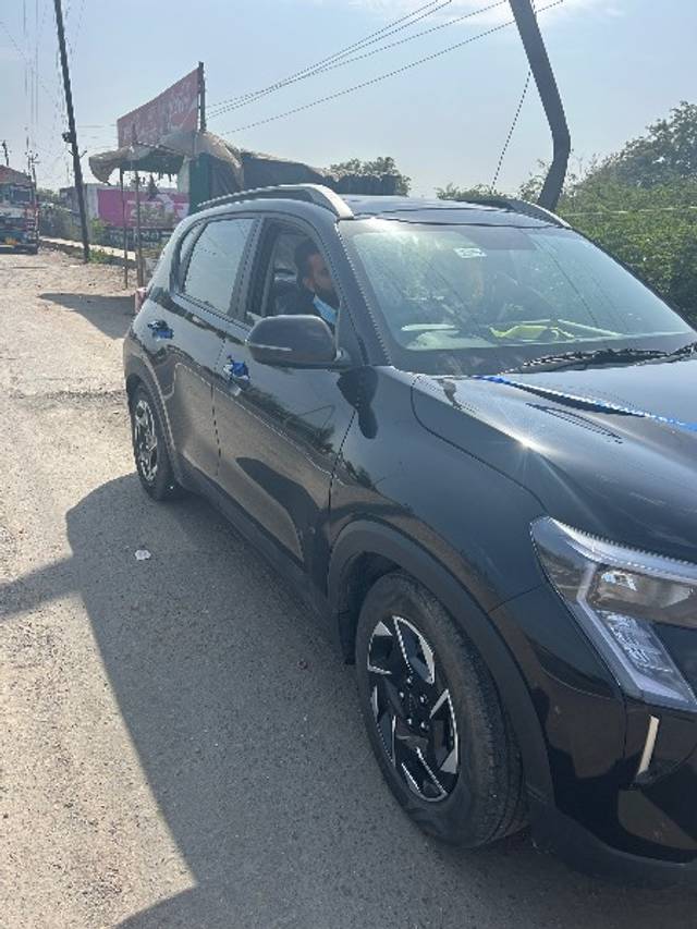 https://images10.gaadi.com/usedgaadi-sellcar/UsedCar/e530dff4a/b7dc866e-e43f-4c9a-9aad-129d74440db1.jpeg?imwidth=6401