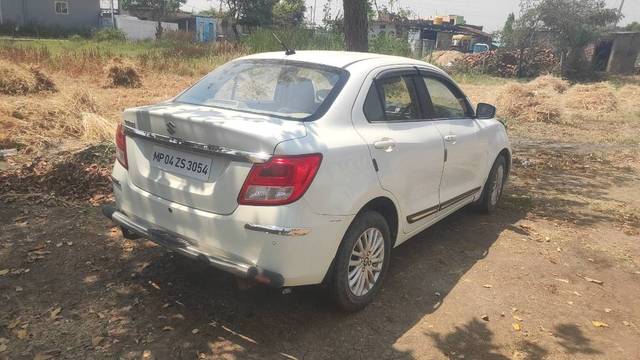 https://images10.gaadi.com/usedgaadi-sellcar/UsedCar/e530f041a/a4b39a1f-0c93-4f8f-a5bc-34db83cd960f.jpeg?imwidth=6402