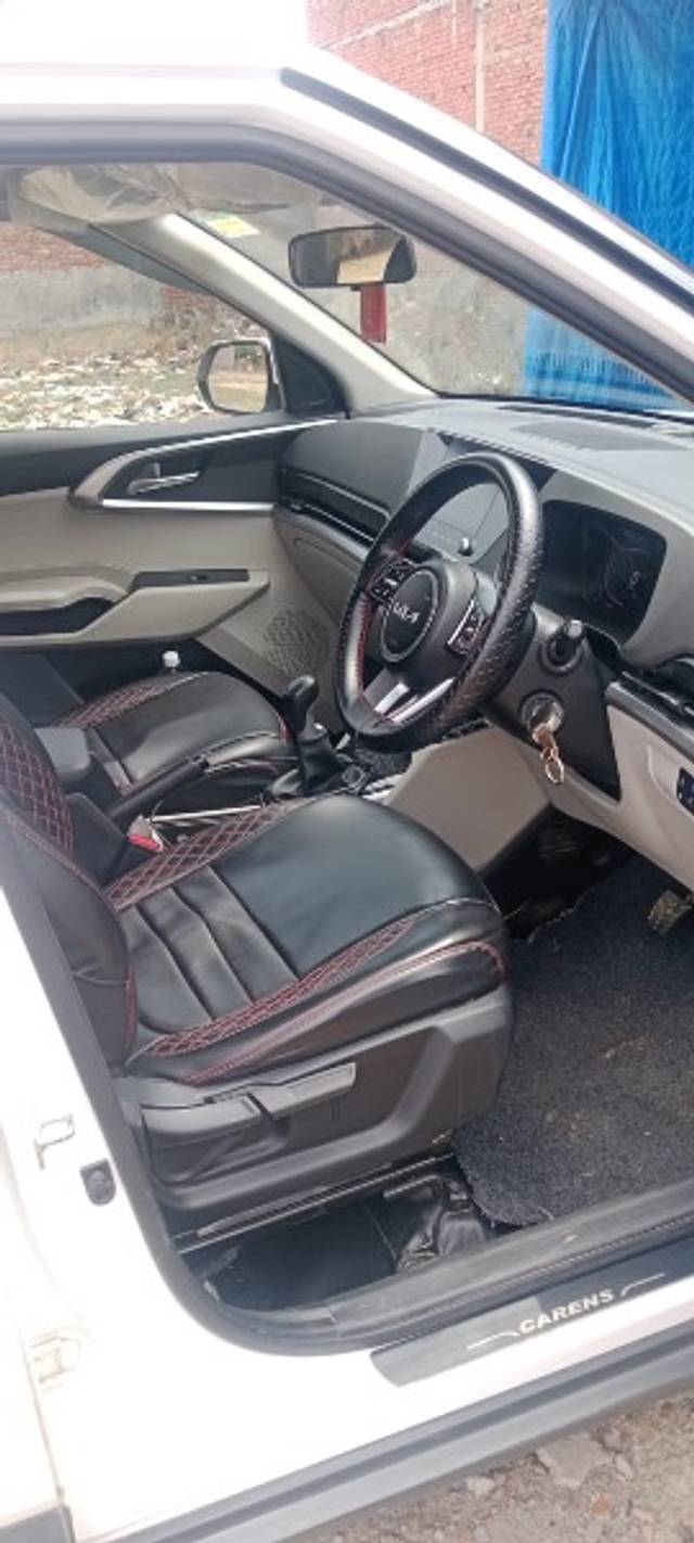 https://images10.gaadi.com/usedgaadi-sellcar/UsedCar/e5316f5da/26bcb59e-de28-4377-b667-2cd9459c6420.jpeg?imwidth=6402